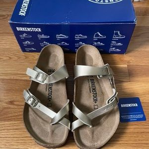 Birkenstock Mayari Gold sandals